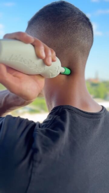 When the whole crew catches the vibe 🔥🔥
One minute it’s neck tension, the next it’s pure relaxation. Pass it around and feel the stress melt away.

Tap the link in bio to get yours (or grab a few for the crew) 👆

#atlasbiovib #wellnessthatvibes #neckrelief #techneck #vibingwellness